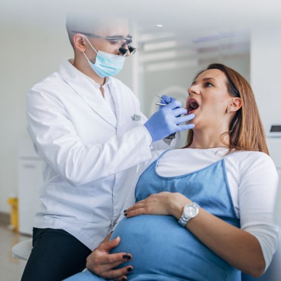 Pré-natal odontológico: cuidado essencial para uma gestação saudável 